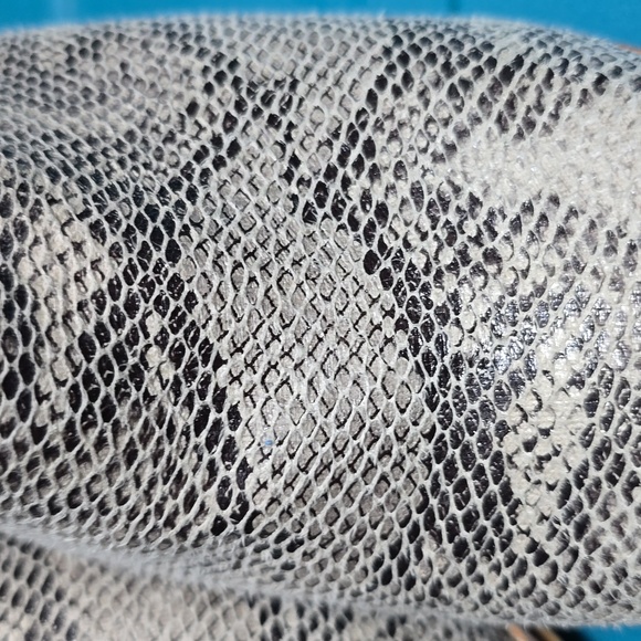 Beast Fashion, faux snakeskin, highheel mules size 9 - Picture 5 of 5